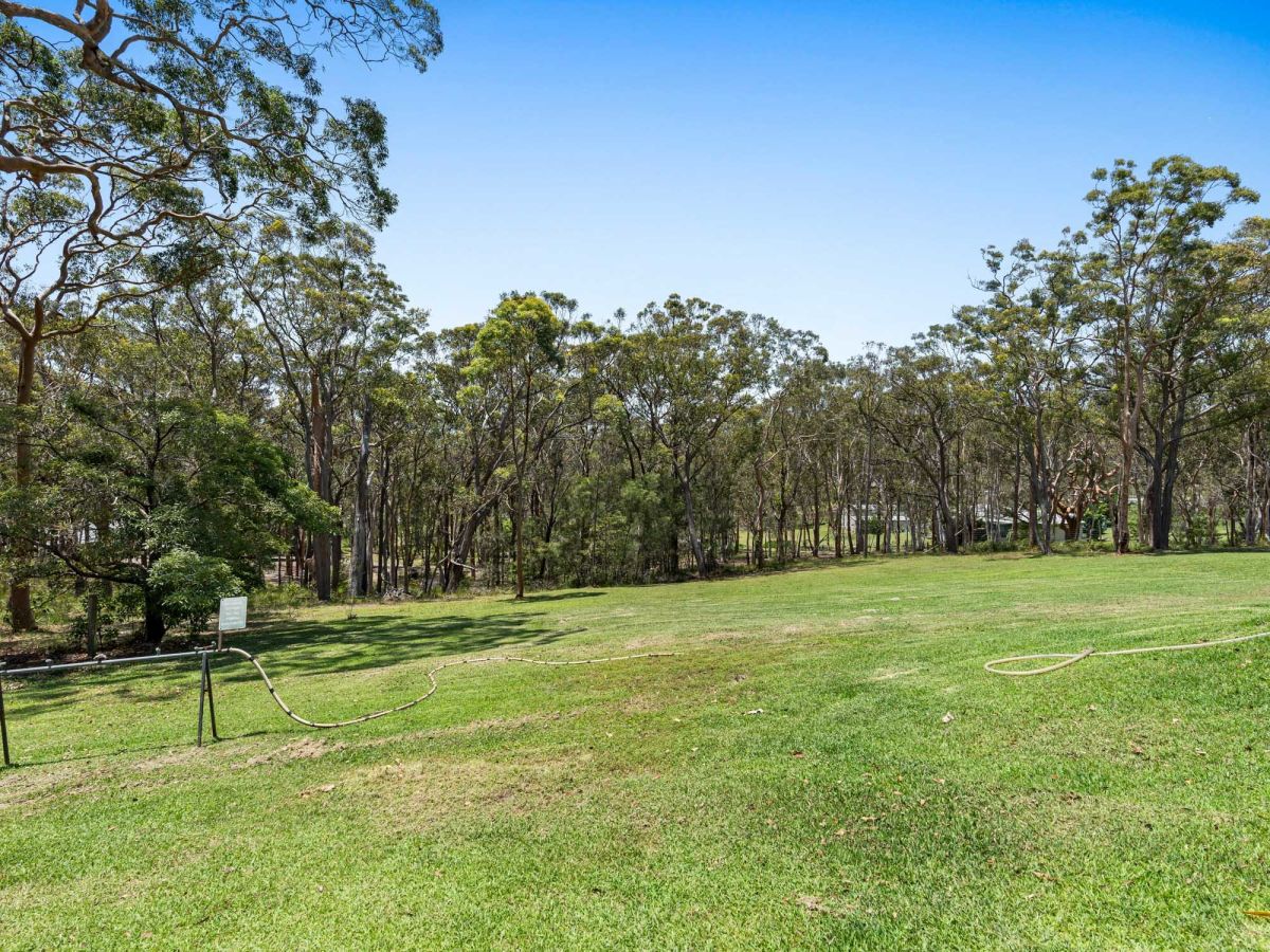 Wyee Point Real Estate: 1.395 Hectare Paradise: Dual Living with Spacious Shed - Your Dream Lifestyle Awaits