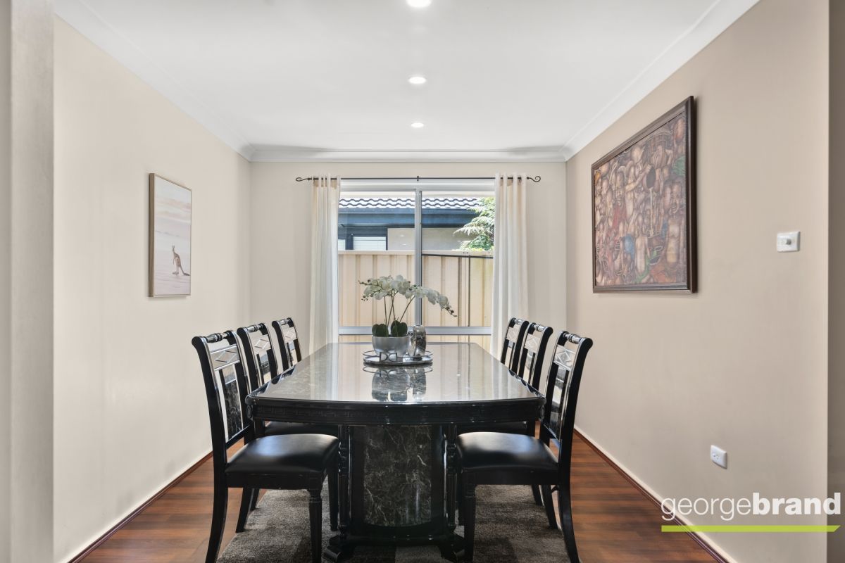  Real Estate: Superb Family Home with Pool