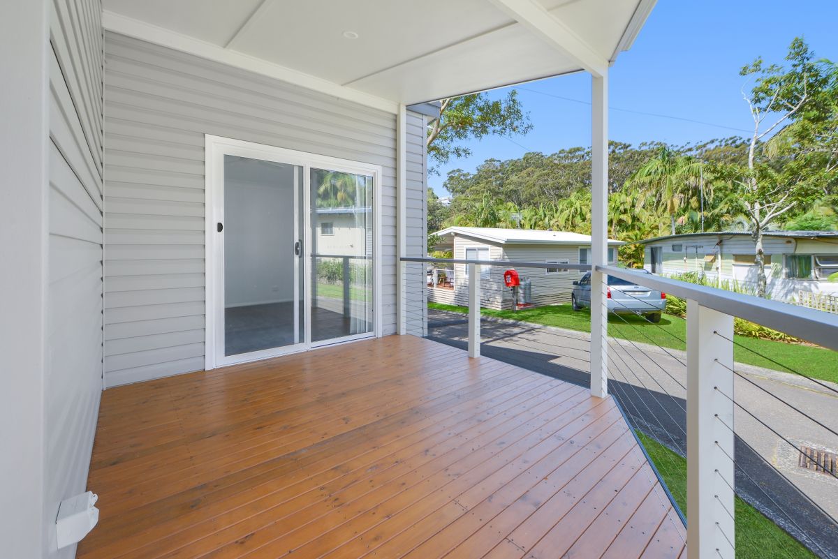 Avoca Beach Real Estate: BRAND NEW & READY TO MOVE IN!